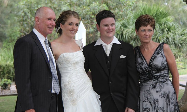 mother of bride with bride at wedding Lake Macquarie Newcastle